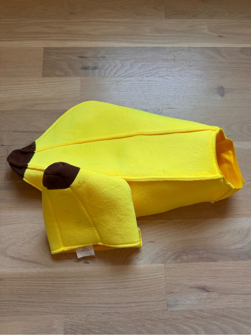 Hyde & EEK! Banana Pet Costume - Size Medium
